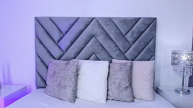 chloe wilson7 online show from January 26, 2025, 11:06 am