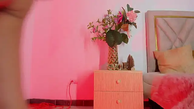 chloe wilson7 online show from November 26, 2025, 2:01 am