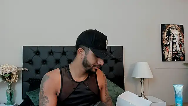 Robin Rief online show from September 22, 2025, 3:19 am