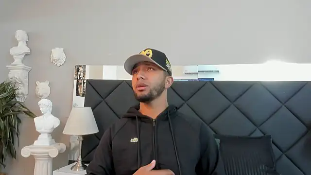 Robin Rief online show from November 26, 2025, 3:18 am