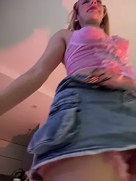 NicoleCut online show from March 17, 2026, 9:45 am