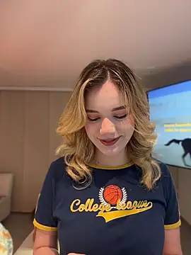 NicoleCut online show from March 27, 2026, 11:15 pm