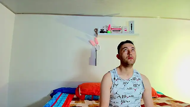 JeremmyAndStacy online show from November 30, 2025, 1:26 pm