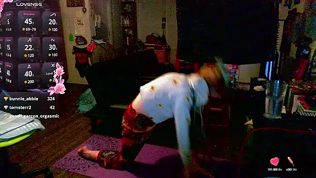  hellostormy  online show from February 15, 2025, 4:25 am