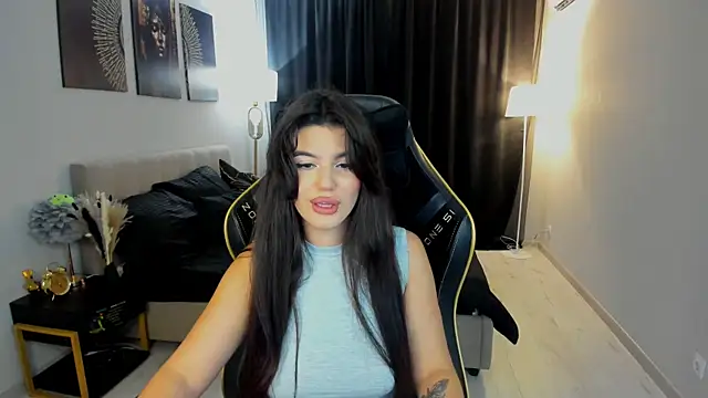 AlluringAriel online show from September 19, 2025, 11:33 am