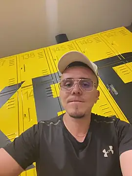 adam-rivera online show from February 20, 2025, 7:08 pm