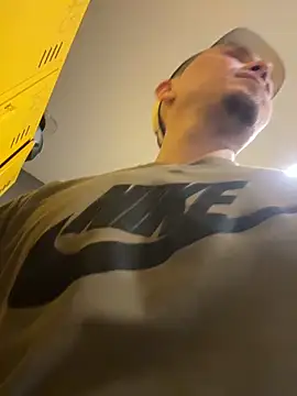 adam-rivera online show from April 19, 2026, 7:16 pm