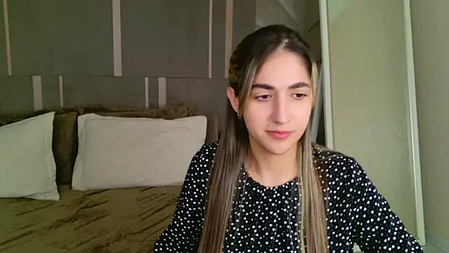 Teresa Stane online show from January 21, 2025, 12:18 pm