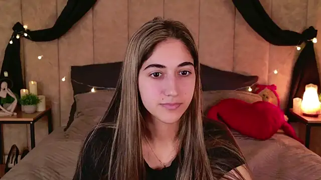 Teresa Stane online show from February 22, 2025, 8:29 am