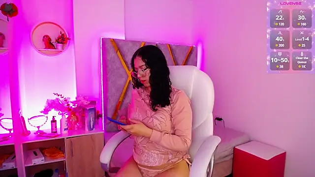 Snapshot of Aurora_Brownn chatting on January 28, 2025, 4:18 am Aurora Brownn online show from January 28, 2025, 4:18 am