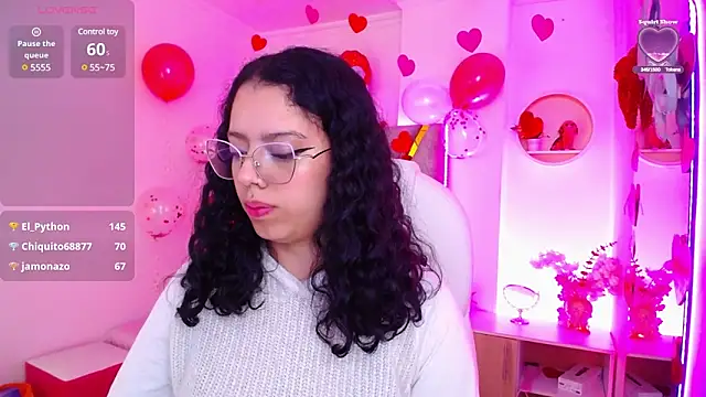 Snapshot of Aurora_Brownn chatting on February 10, 2025, 4:08 am Aurora Brownn online show from February 10, 2025, 4:08 am