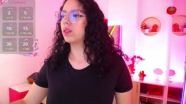 Snapshot of Aurora_Brownn chatting on March 10, 2025, 3:56 am Aurora Brownn online show from March 10, 2025, 3:56 am