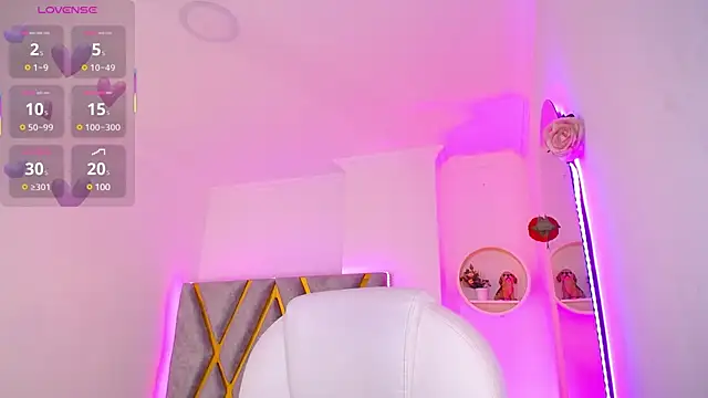 Snapshot of Aurora_Brownn chatting on March 17, 2025, 11:31 am Aurora Brownn online show from March 17, 2025, 11:31 am