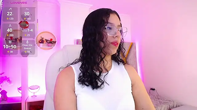 Snapshot of Aurora_Brownn chatting on March 22, 2025, 4:24 am Aurora Brownn online show from March 22, 2025, 4:24 am