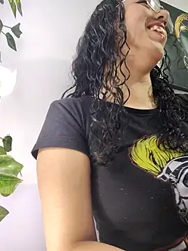 Snapshot of Aurora_Brownn chatting on September 11, 2025, 4:12 am Aurora Brownn online show from September 11, 2025, 4:12 am