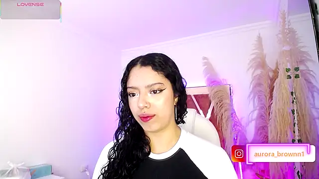 Snapshot of Aurora_Brownn chatting on September 14, 2025, 4:11 am Aurora Brownn online show from September 14, 2025, 4:11 am
