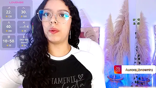 Snapshot of Aurora_Brownn chatting on September 22, 2025, 2:24 am Aurora Brownn online show from September 22, 2025, 2:24 am