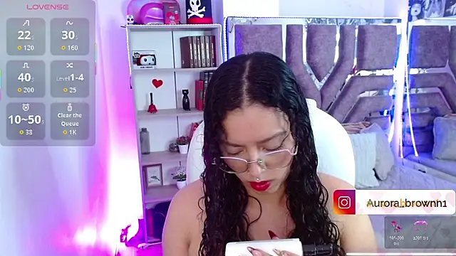 Snapshot of Aurora_Brownn chatting on November 19, 2025, 4:23 am Aurora Brownn online show from November 19, 2025, 4:23 am