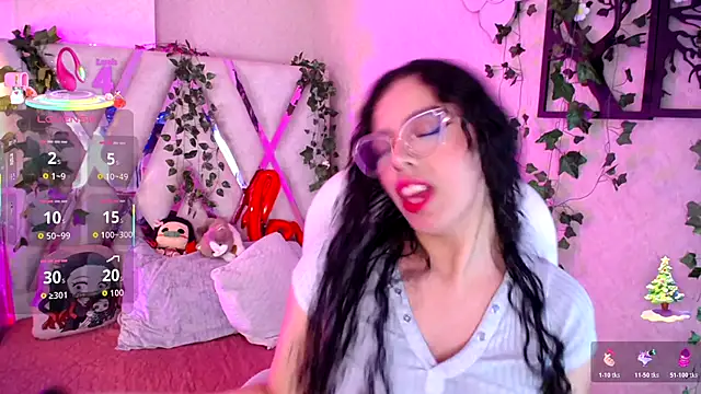 Snapshot of Aurora_Brownn chatting on December 2, 2025, 4:51 am Aurora Brownn online show from December 2, 2025, 4:51 am