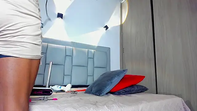 JEFFREY COTTOM online show from March 11, 2025, 1:26 am