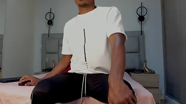 JEFFREY COTTOM online show from March 13, 2026, 11:39 am