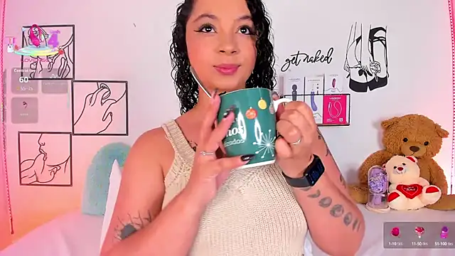 Mari Sweett online show from September 23, 2025, 5:27 pm