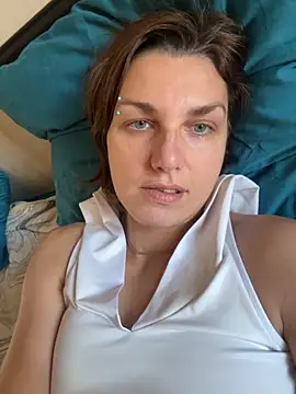 Magic  smile online show from October 7, 2025, 5:26 am