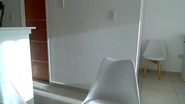 Snapshot of CabledHeredity chatting on October 28, 2025, 9:17 pm CabledHeredity online show from October 28, 2025, 9:17 pm