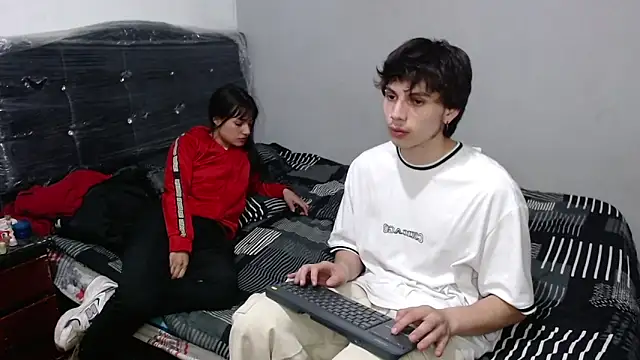 pervertsteens3 online show from December 22, 2024, 4:50 am