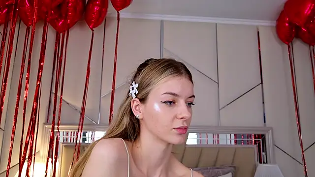 MeganMour online show from February 12, 2025, 7:45 pm