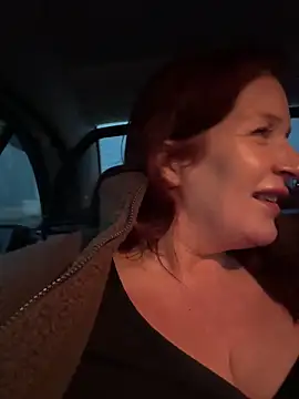 Engel mia online show from September 24, 2025, 5:27 pm