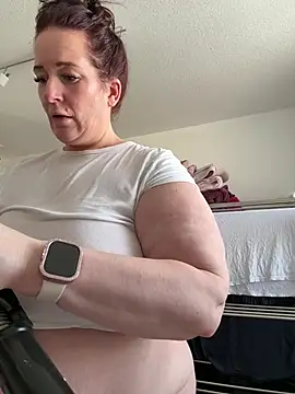 Engel mia online show from March 22, 2026, 12:52 pm