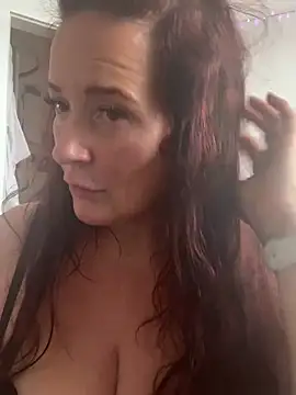 Snapshot of Engel_mia chatting on July 6, 2026, 11:18 am Engel mia online show from July 6, 2026, 11:18 am
