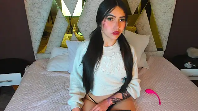 Amelia lorenz online show from January 5, 2025, 2:08 pm