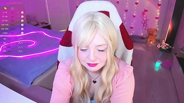 Amy honey angel online show from March 13, 2025, 8:37 am