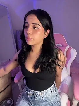 Emily-14 online show from March 3, 2026, 4:40 am