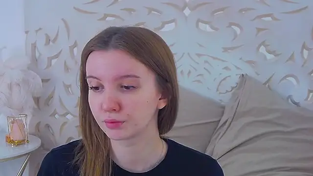 EvansMilana online show from January 23, 2025, 6:45 pm