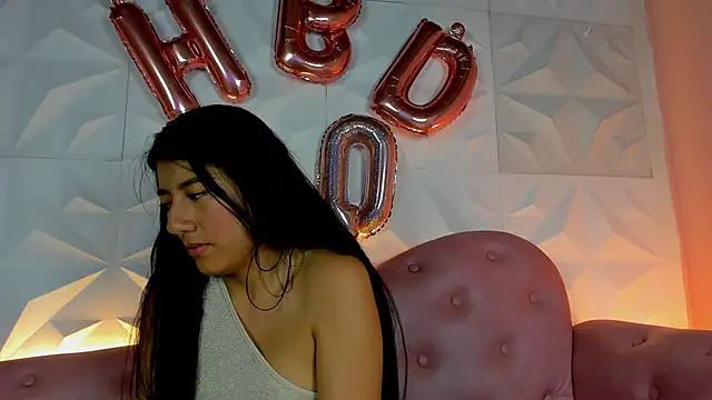 CarlaAlvez online show from January 31, 2025, 6:36 pm