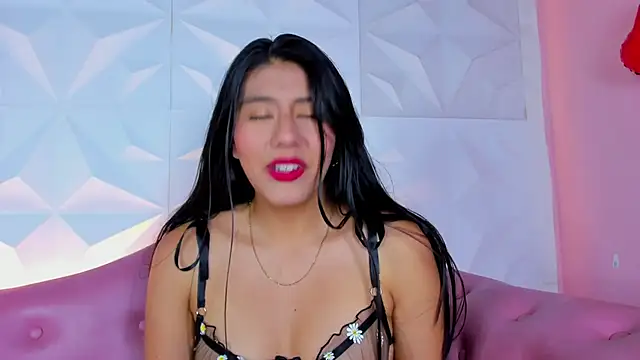 CarlaAlvez online show from March 14, 2025, 8:28 pm