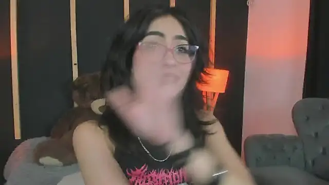 vampy dolll online show from December 27, 2024, 10:48 pm