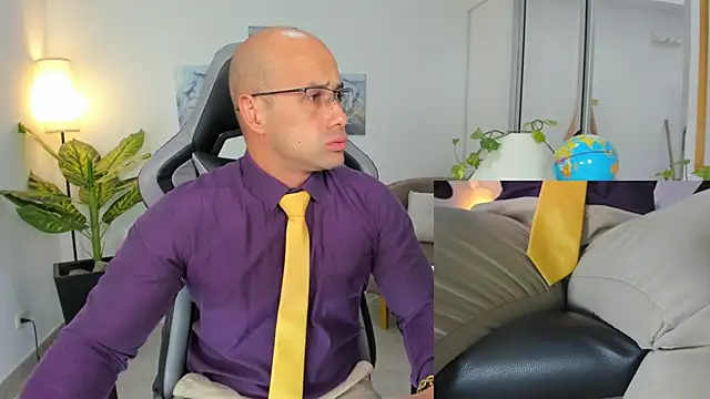 ryan master  online show from December 24, 2024, 1:17 pm