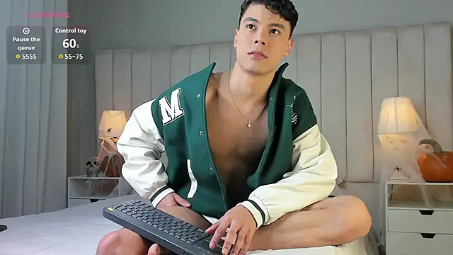 Dammon Stallion online show from October 25, 2025, 3:18 pm