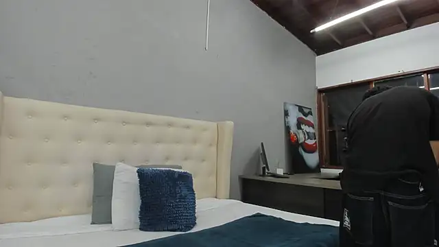 ricky backus online show from February 22, 2025, 11:24 am