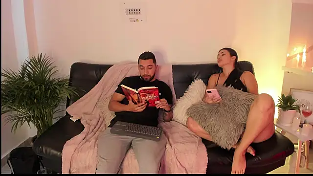 Sweet and caramel online show from January 22, 2025, 8:49 pm