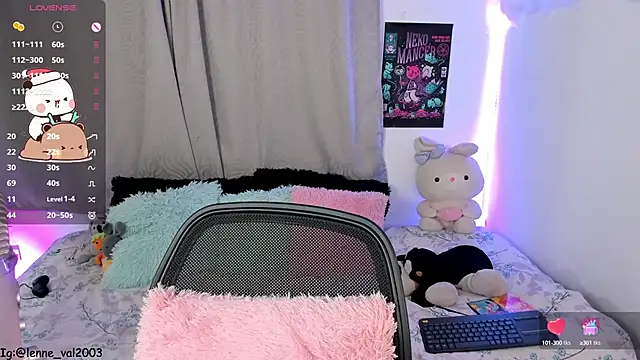 Lenneval1 online show from January 1, 2025, 6:26 am