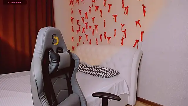 Milla Aheo online show from April 2, 2026, 12:58 pm