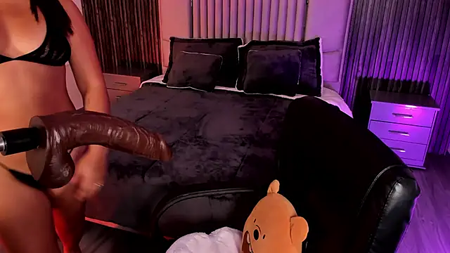 Lillyortiz online show from September 10, 2025, 12:38 pm