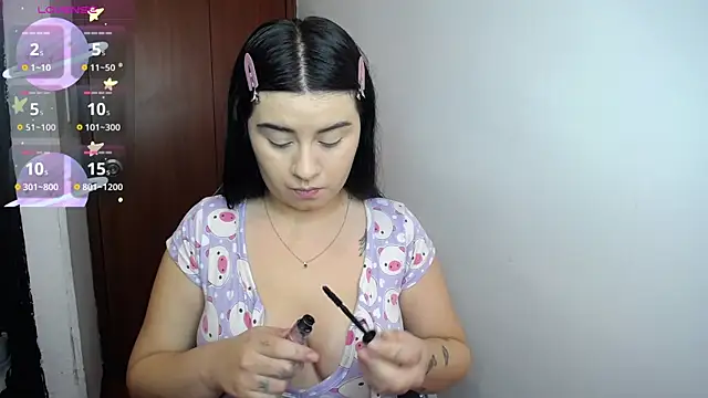 SaraBraun  online show from January 8, 2025, 4:00 pm