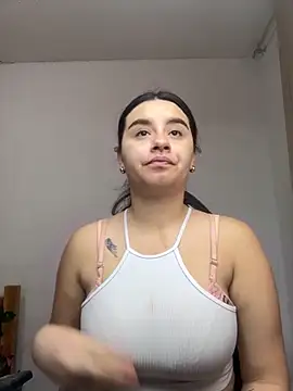 SaraBraun  online show from October 2, 2025, 4:47 pm