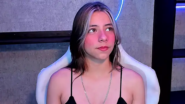 ArtemisaBlake online show from January 22, 2025, 9:21 pm